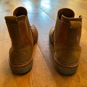 Allen Edmonds Discovery Chelsea boot, Cognac. Men's sz 12. Used, good condition.